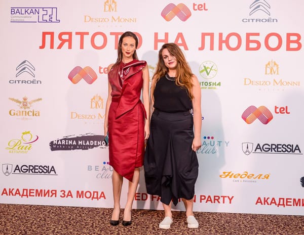 СТУДЕНТИ ПО МОДА В ТАНДЕМ СЪС SAMSUNG GALAXY S8